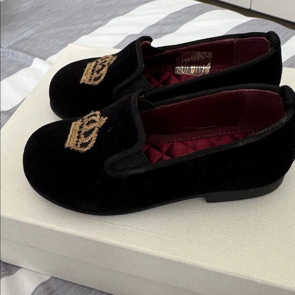 Kids Dolce & Gabbana Black Velvet Loafers with Gold Crown - Picture 2 of 5